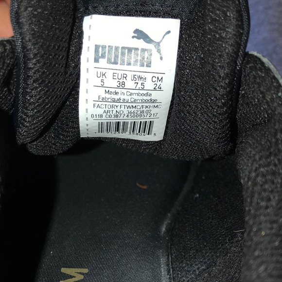 NWOT puma sneakers - Picture 5 of 5